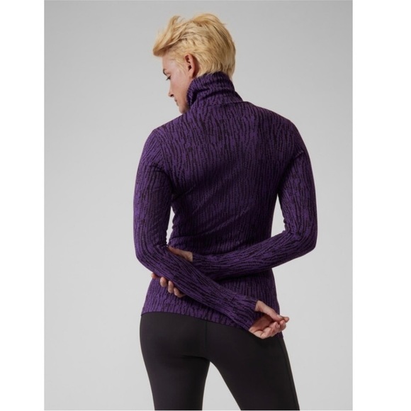 Athleta Flurry Elemental Turtleneck Purple Black Print Women’s Size XS - Picture 2 of 15